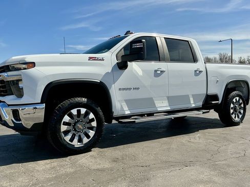 Used 2024 Chevrolet Silverado 2500 LT w/ All Star Edition image 7
