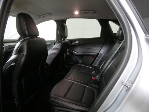 Used 2024 Ford Escape Platinum image 17