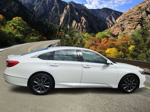 Used 2021 Honda Accord EX-L image 2