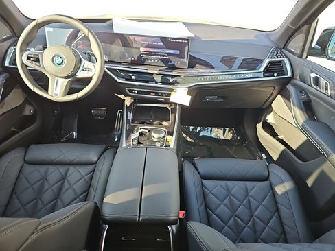 New 2026 BMW X5 xDrive50e w/ M Sport Package AWD/4WD image 9