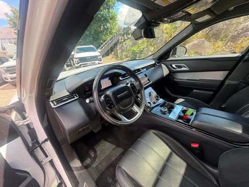 Used 2020 Land Rover Range Rover Velar R-Dynamic S AWD/4WD image 14