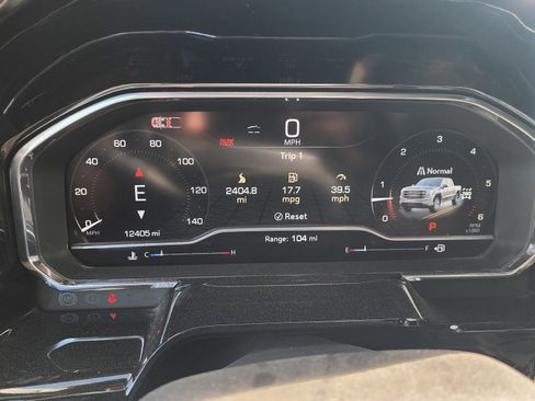 Used 2025 GMC Sierra 1500 SLT w/ SLT Premium Plus Package image 14