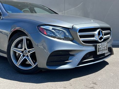 Used 2019 Mercedes-Benz E 300 image 2