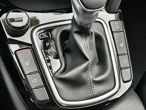 Certified 2025 Kia Seltos X-Line image 28