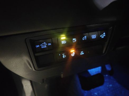 Used 2024 Toyota Tundra Limited w/ Nightshade Package image 12