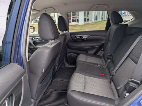 Used 2020 Nissan Rogue S w/ Special Edition Package image 14