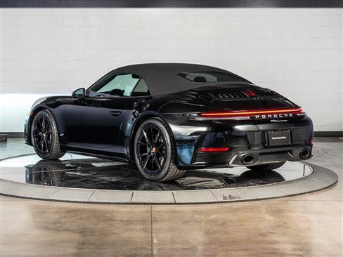 Certified 2026 Porsche 911 Carrera RWD image 13