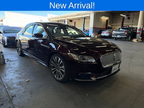 Used 2018 Lincoln Continental Reserve FWD image 1