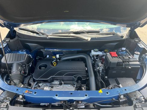 Used 2025 Chevrolet Equinox LT FWD image 37