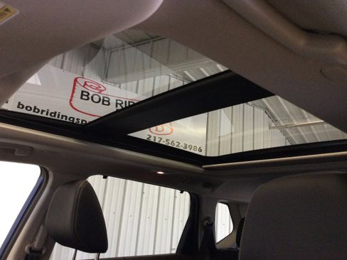 Used 2023 Nissan Rogue SL w/ SL Premium Package image 19