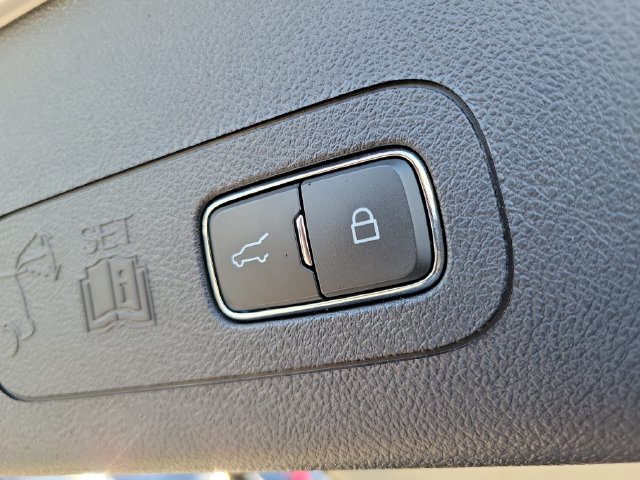 Used 2025 Lincoln Aviator Reserve w/ Equipment Group 201A AWD/4WD image 30