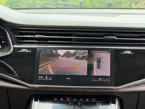 Used 2019 Audi Q8 Prestige w/ Luxury Package AWD/4WD image 48