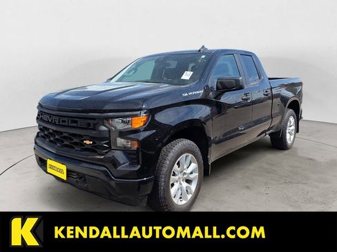 Used 2025 Chevrolet Silverado 1500 Custom AWD/4WD image 1