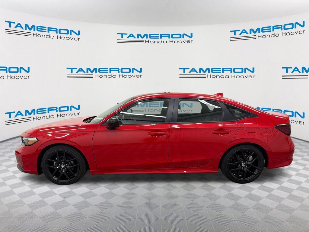 Used 2025 Honda Civic Sport image 2