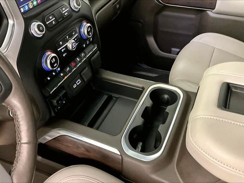 Certified 2022 GMC Sierra 1500 SLT w/ SLT Convenience Package RWD image 16