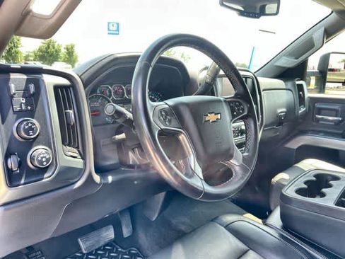 Used 2015 Chevrolet Silverado 2500 LT w/ LT Convenience Package AWD/4WD image 15