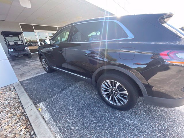 Used 2021 Lincoln Nautilus AWD w/ Equipment Group 101A image 7