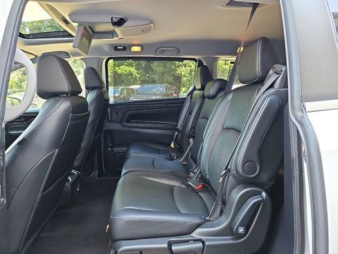 Used 2021 Honda Odyssey Touring image 14