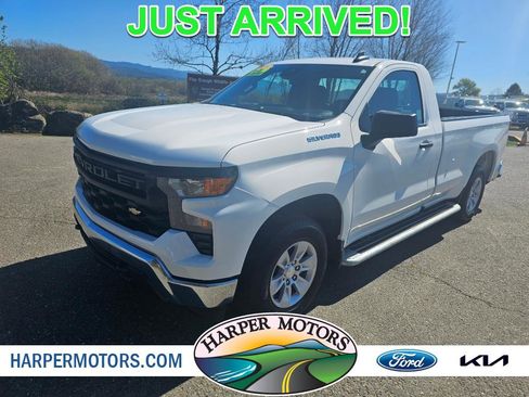 Used 2025 Chevrolet Silverado 1500 W/T image 1