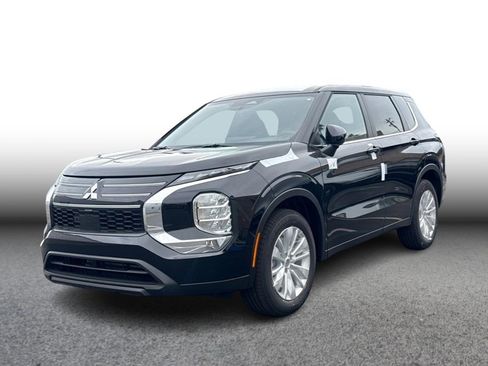 New 2026 Mitsubishi Outlander ES image 1