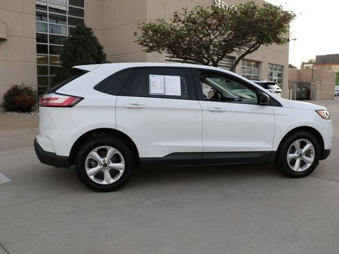 Used 2021 Ford Edge SE FWD image 7