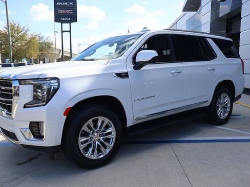 Certified 2023 GMC Yukon SLT image 3