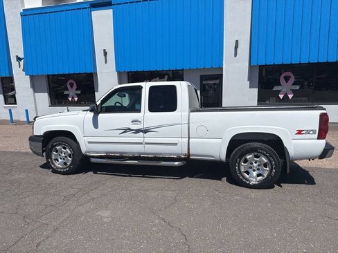 Used 2003 Chevrolet Silverado 1500 LS w/ Off-Road Package AWD/4WD image 15