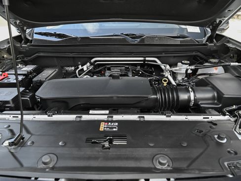 Used 2026 GMC Canyon Elevation image 15