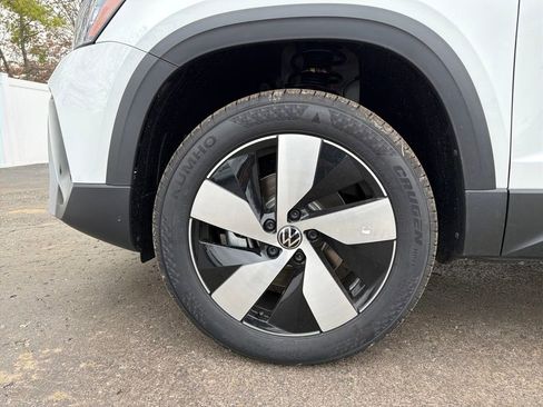 New 2026 Volkswagen Taos S image 28