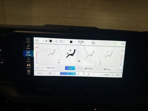 Used 2024 Jeep Wrangler Unlimited Rubicon w/ Convenience Group image 9