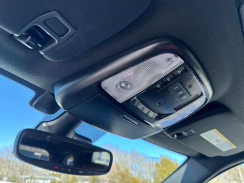 Used 2025 Dodge Durango GT image 25