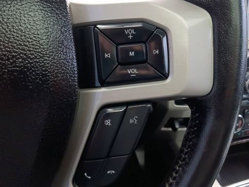 Used 2018 Ford F250 Lariat w/ Lariat Ultimate Package AWD/4WD image 25
