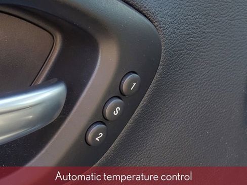 Used 2021 Jeep Cherokee Limited w/ Elite Package image 18