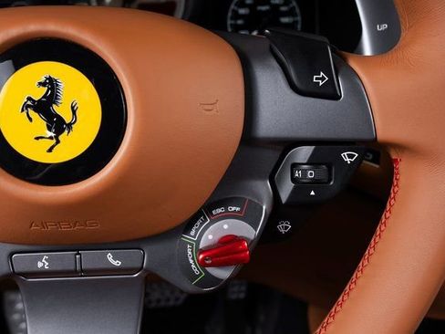 Certified 2019 Ferrari Portofino image 41
