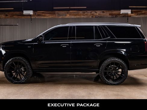 Used 2025 Cadillac Escalade Sport Platinum image 6