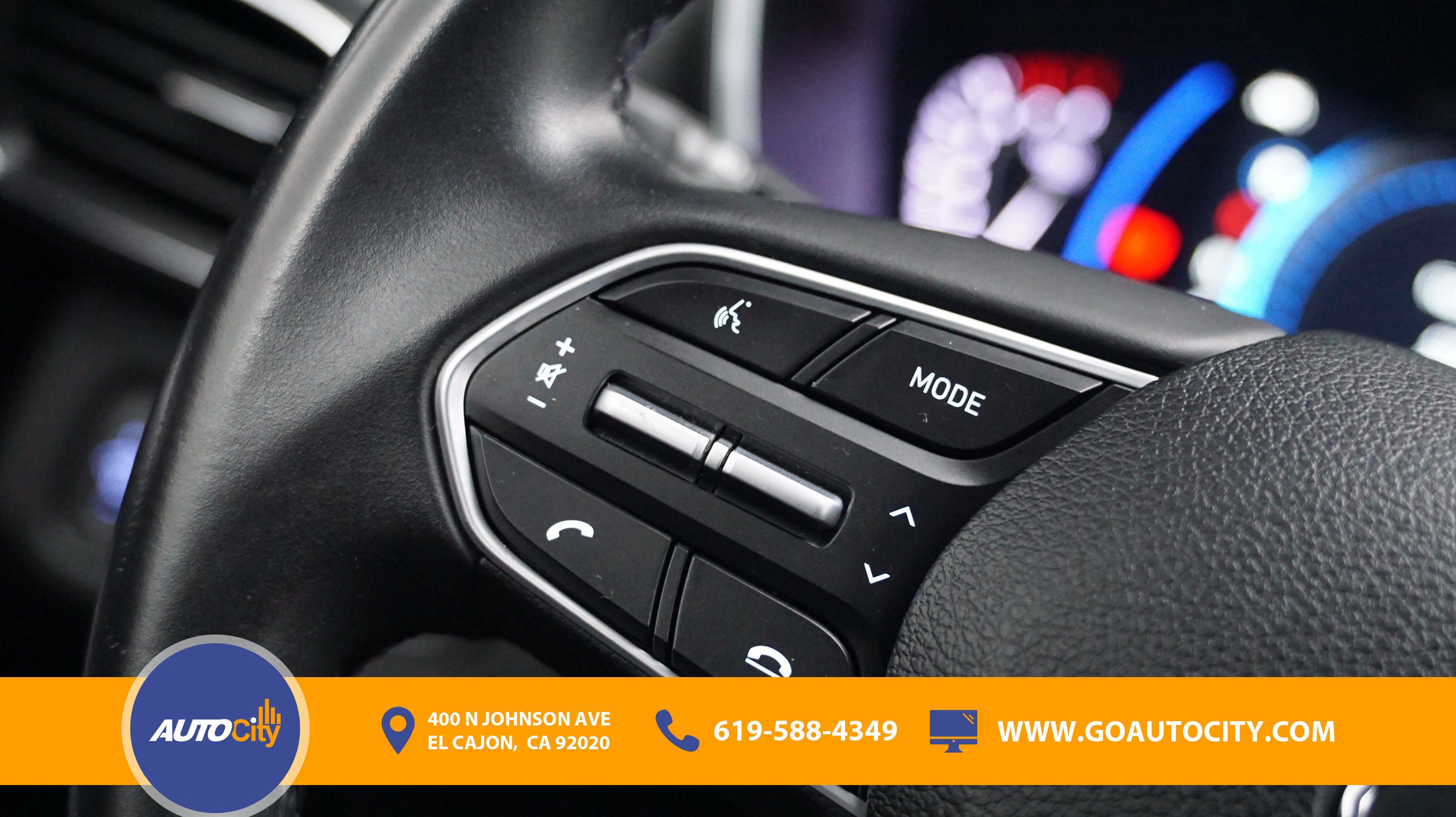 Used 2020 Hyundai Santa Fe SEL w/ Convenience + Premium Package FWD image 22