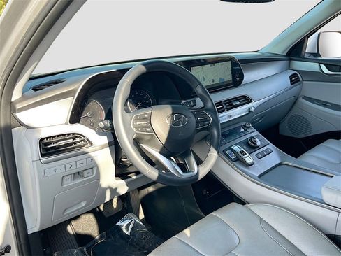 Used 2022 Hyundai Palisade SEL w/ Premium Package image 9