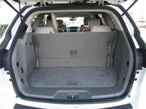 Used 2016 Chevrolet Traverse LT image 15