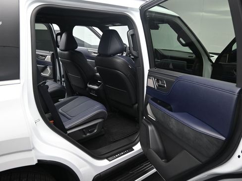 New 2026 INFINITI QX80 4WD w/ Sport Exterior Package image 15