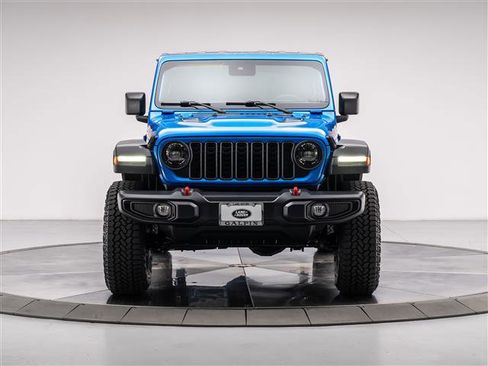 Used 2024 Jeep Wrangler Unlimited Rubicon AWD/4WD image 8