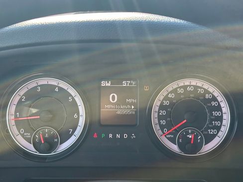 Used 2024 RAM 1500 Classic SLT image 24