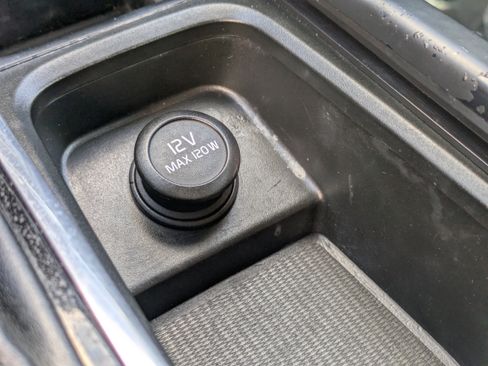 Used 2017 Volvo S90 T5 Momentum w/ Convenience Package image 29