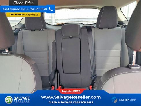 Used 2016 Ford Escape SE w/ Equipment Group 201A FWD image 13