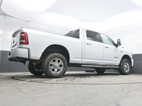 Used 2024 RAM 2500 Laramie AWD/4WD image 35