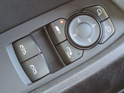 Used 2018 Chevrolet Camaro LT w/ RS Package image 23