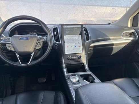 Used 2022 Ford Edge Titanium w/ Equipment Group 301A image 10