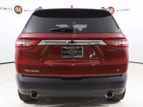 Used 2020 Chevrolet Traverse LT image 46