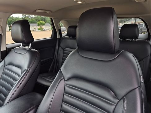 Used 2024 Ford Edge SEL AWD/4WD image 29