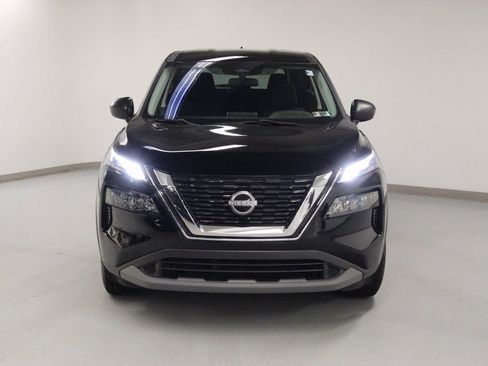 Used 2023 Nissan Rogue S image 3