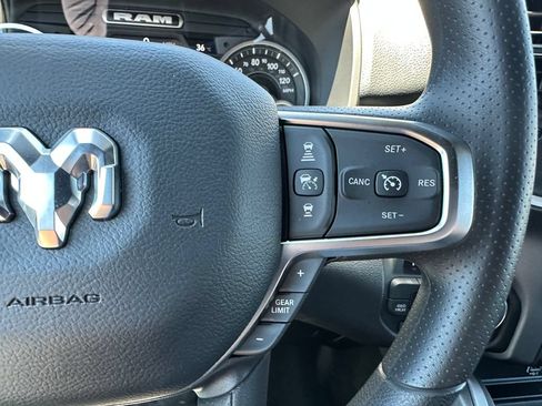 New 2026 RAM 1500 Express AWD/4WD image 23